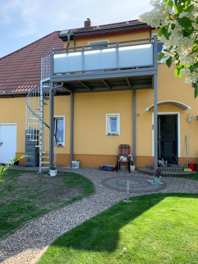 Ferienwohnung Am Schloss Reuterstadt Stavenhagen Exteriér fotografie